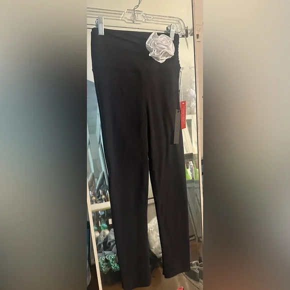 NWT Carbon38 Rosette Legging in Melt High Rise Black - S - Picture 10 of 11